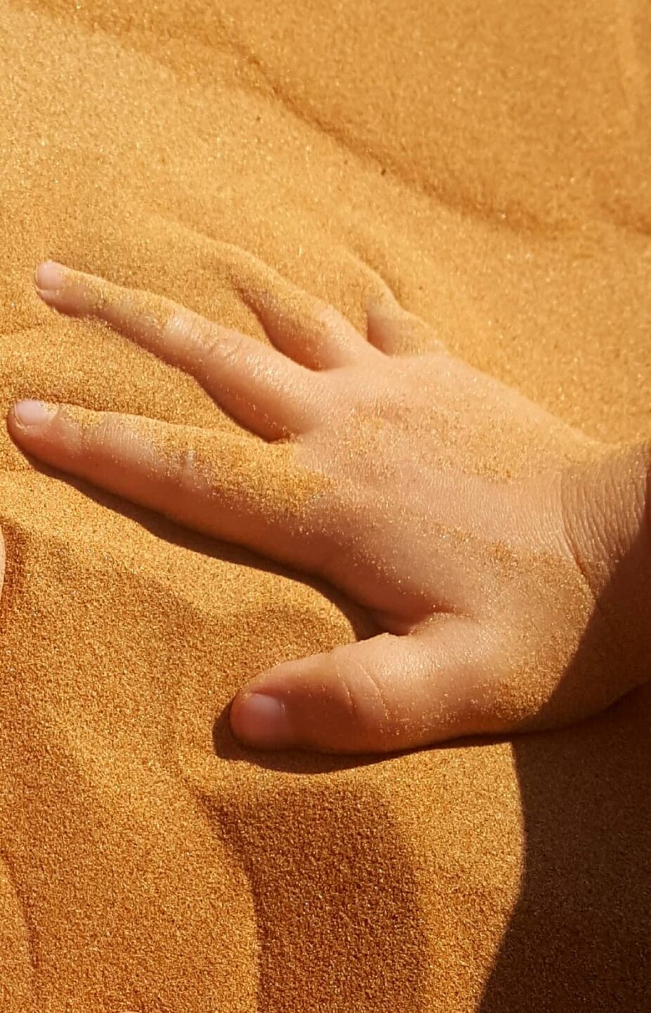 Un classico per i bambini: giochi con la sabbia... ma del deserto!