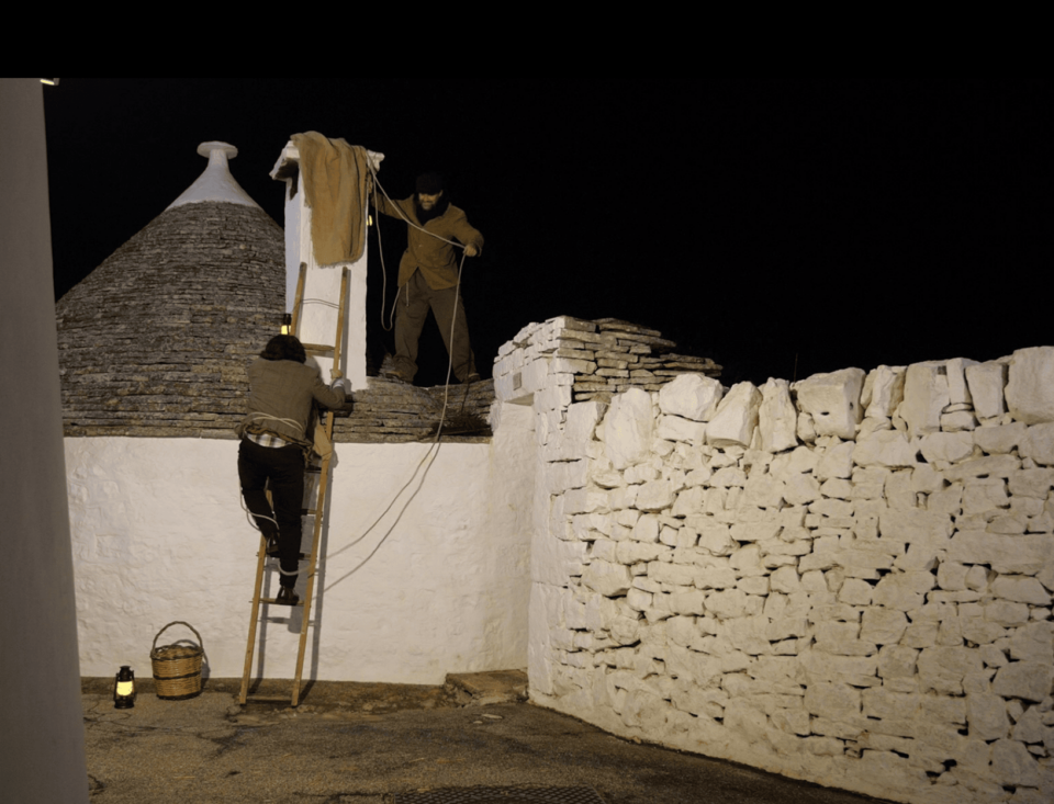 Preparativi per l'allestimento del Presepe Vivente di Alberobello