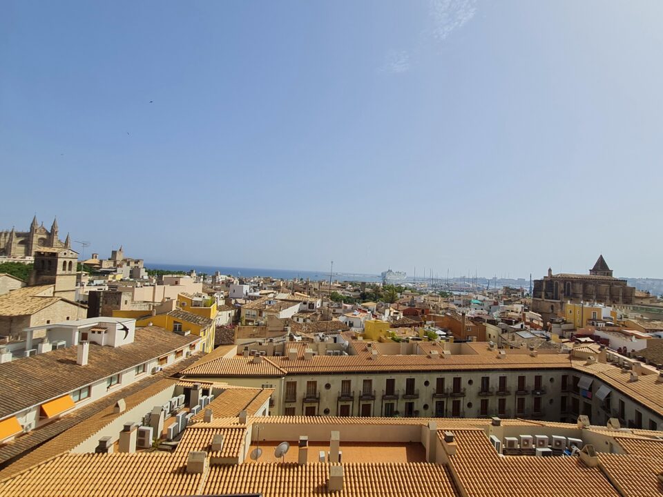 Vista spettacolare dalla terrazza del Almudaina hotel di Palma di Maiorca